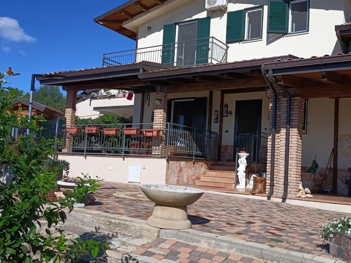 La Taverna Di Angela อเมนโดลารา ภายนอก รูปภาพ